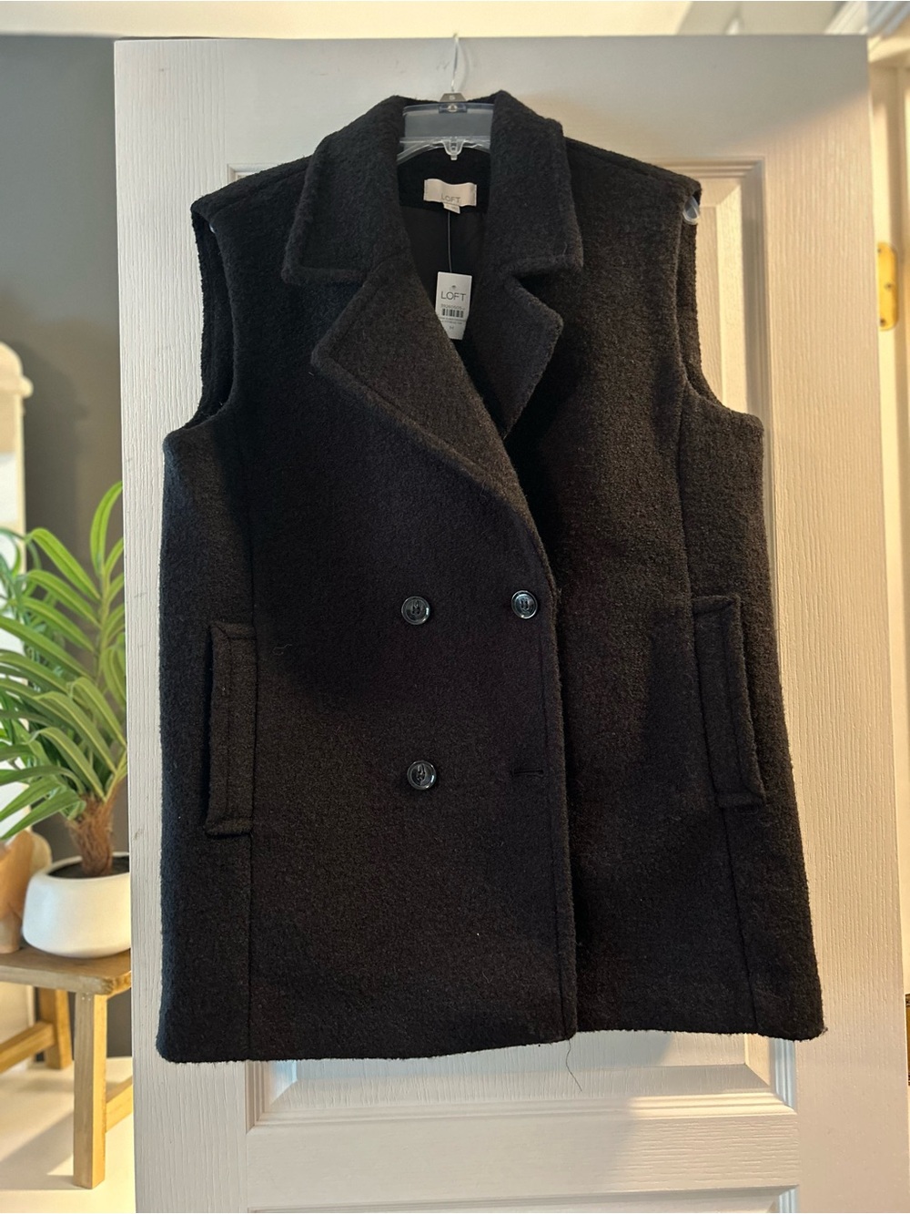 LOFT Black Double-Breasted Sleeveless Wool-Blend Vest